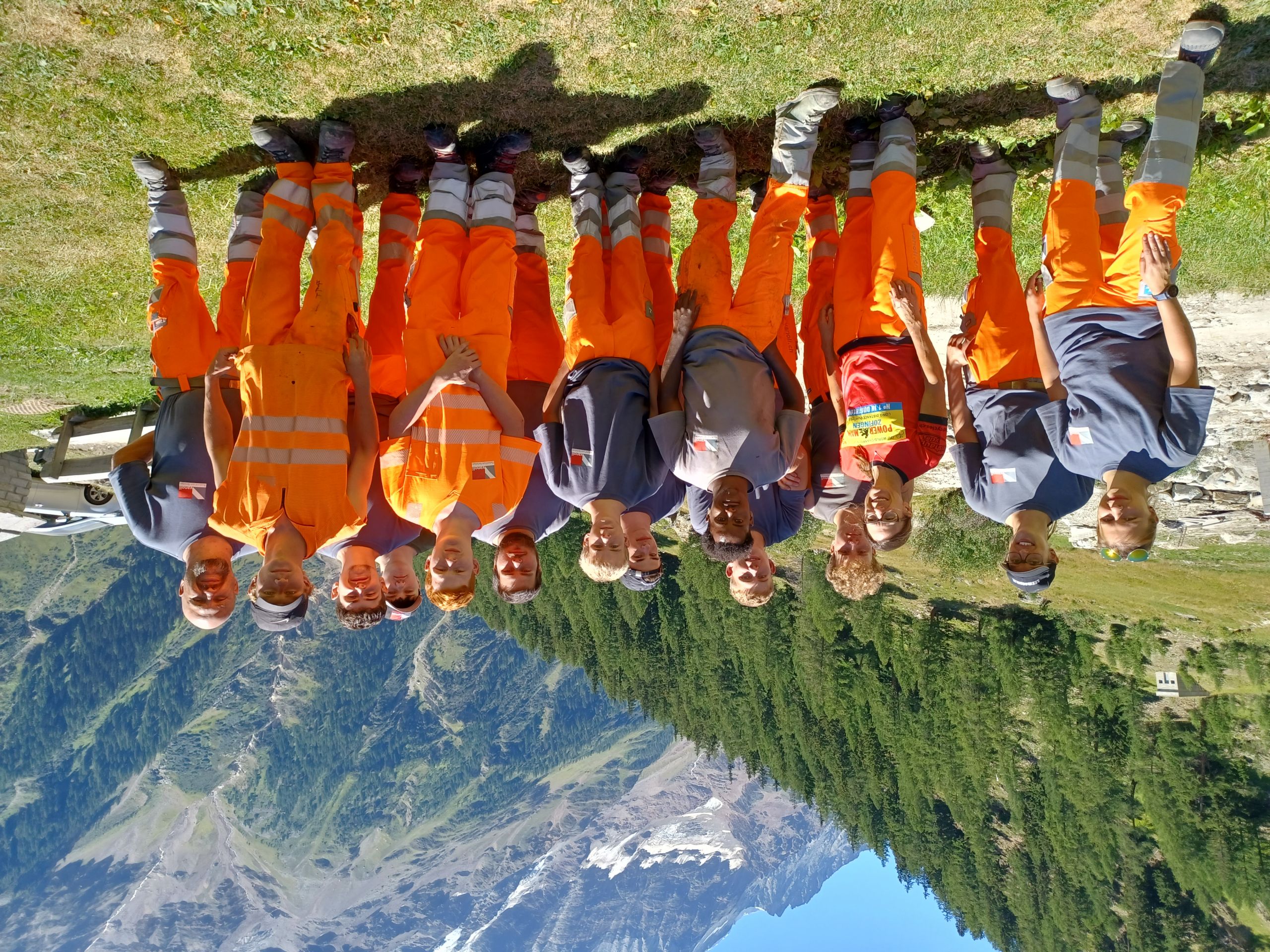 Lernende der Vanoli AG im Einsatz im Lötschental (VS)